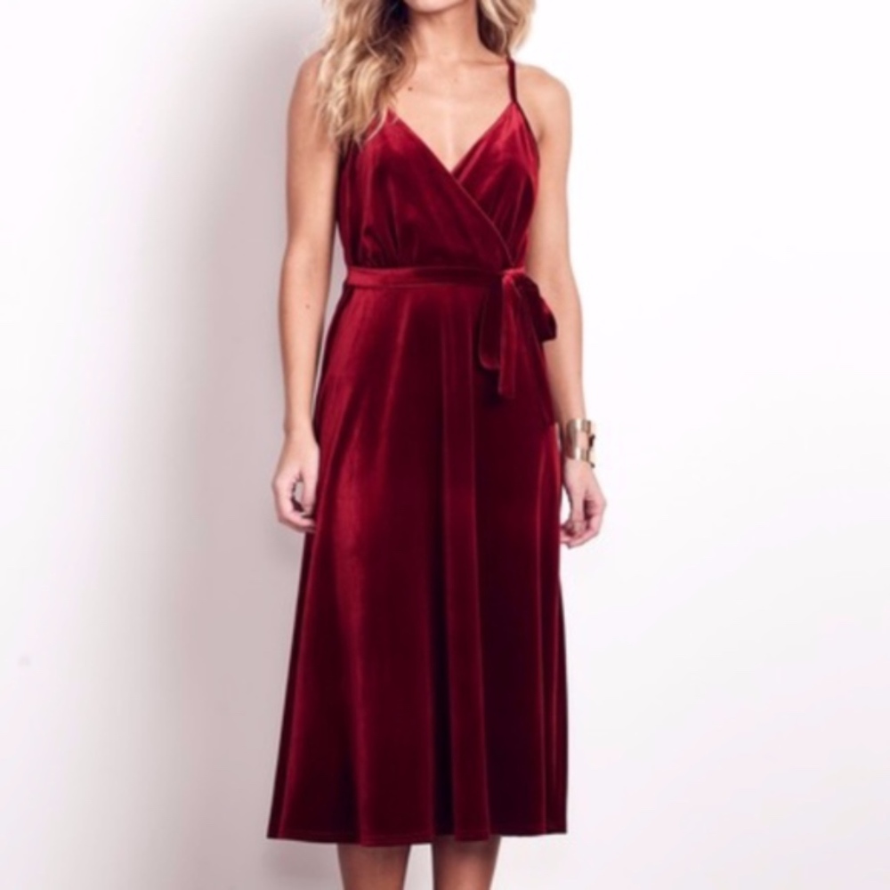 NEW ALI & JAY Sleeveless Velvet Faux Wrap …